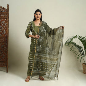 Buy Cotton Green Batik Print Kurta Set