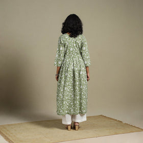 Green - cotton flared sanganeri kurta 12 - s - handcrafted