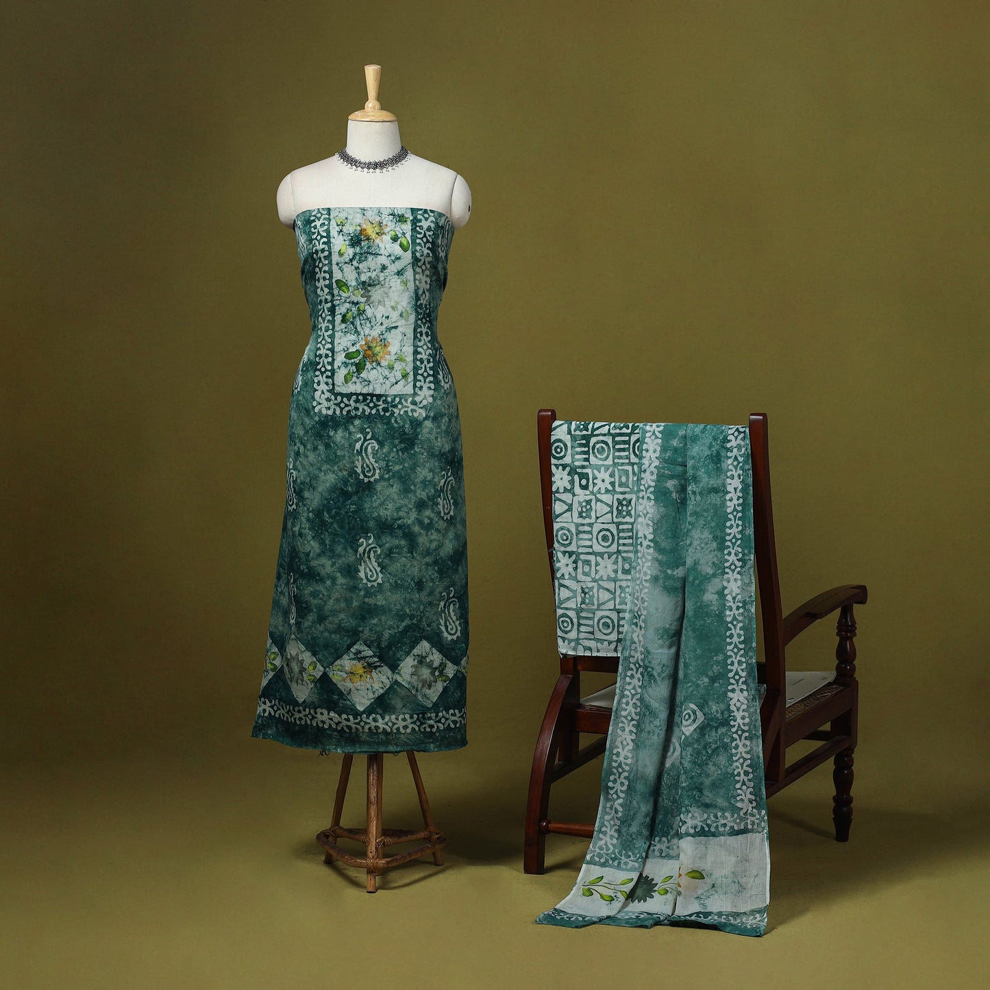 Pink - cotton hand batik 3pc unstitched dress material 02