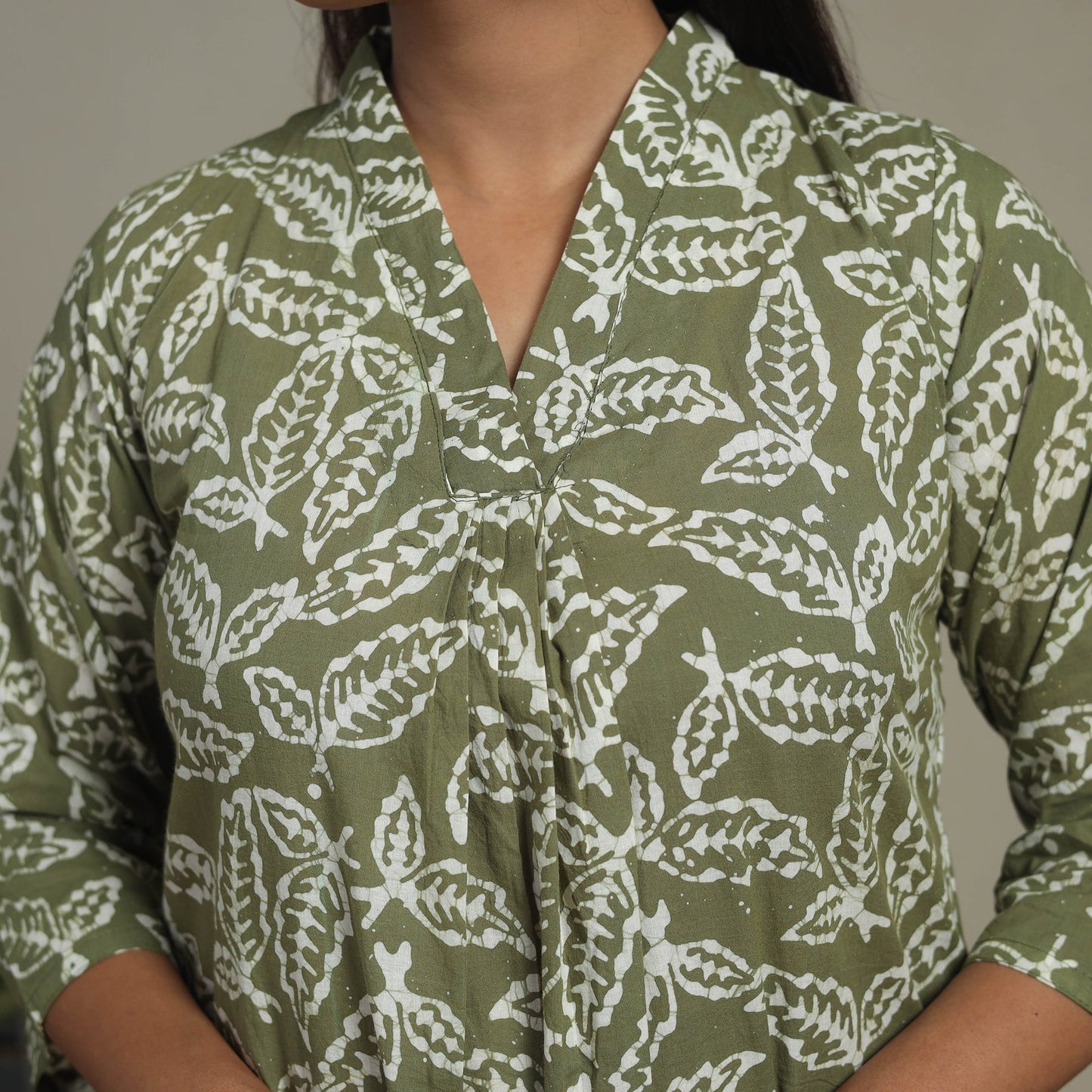 Green Cotton Hand Batik Print Kurta Set (Set of 3)