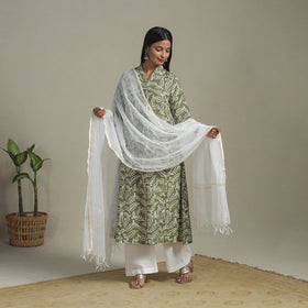 Green Cotton Hand Batik Print Kurta Set (Set of 3)