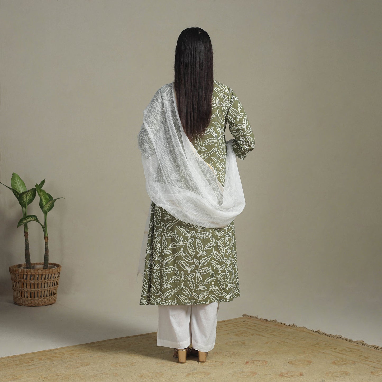 Green Cotton Hand Batik Print Kurta Set (Set of 3)