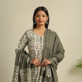 Buy Green Cotton Hand Batik Print Suit Set