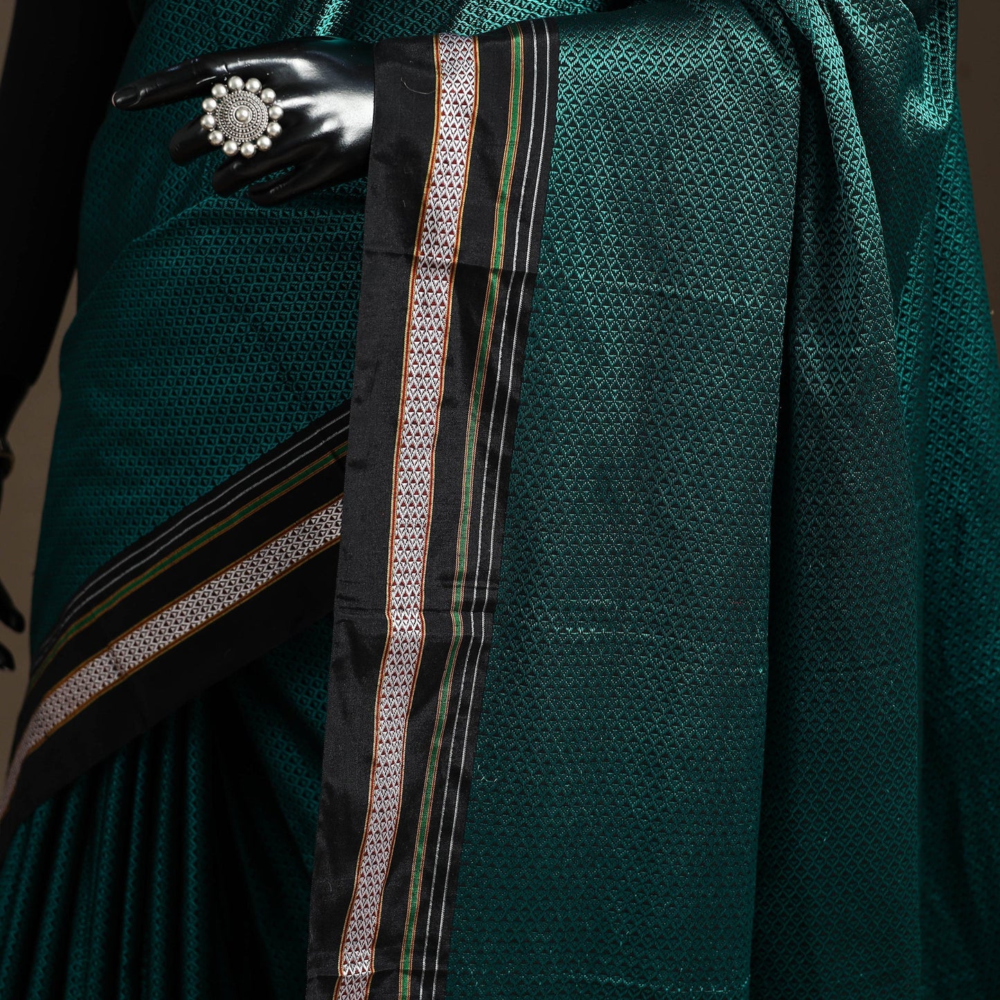 Cotton khun saree with chikki paras border 21 - handcrafted