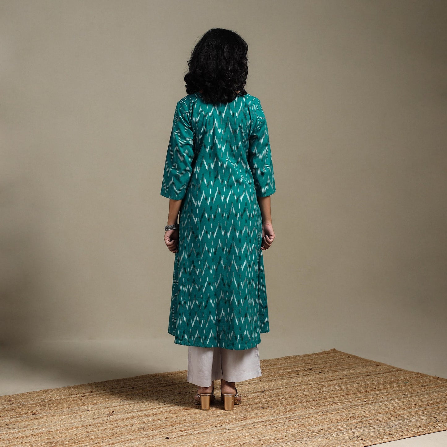Green - cotton a-line pochampally ikat kurta 05