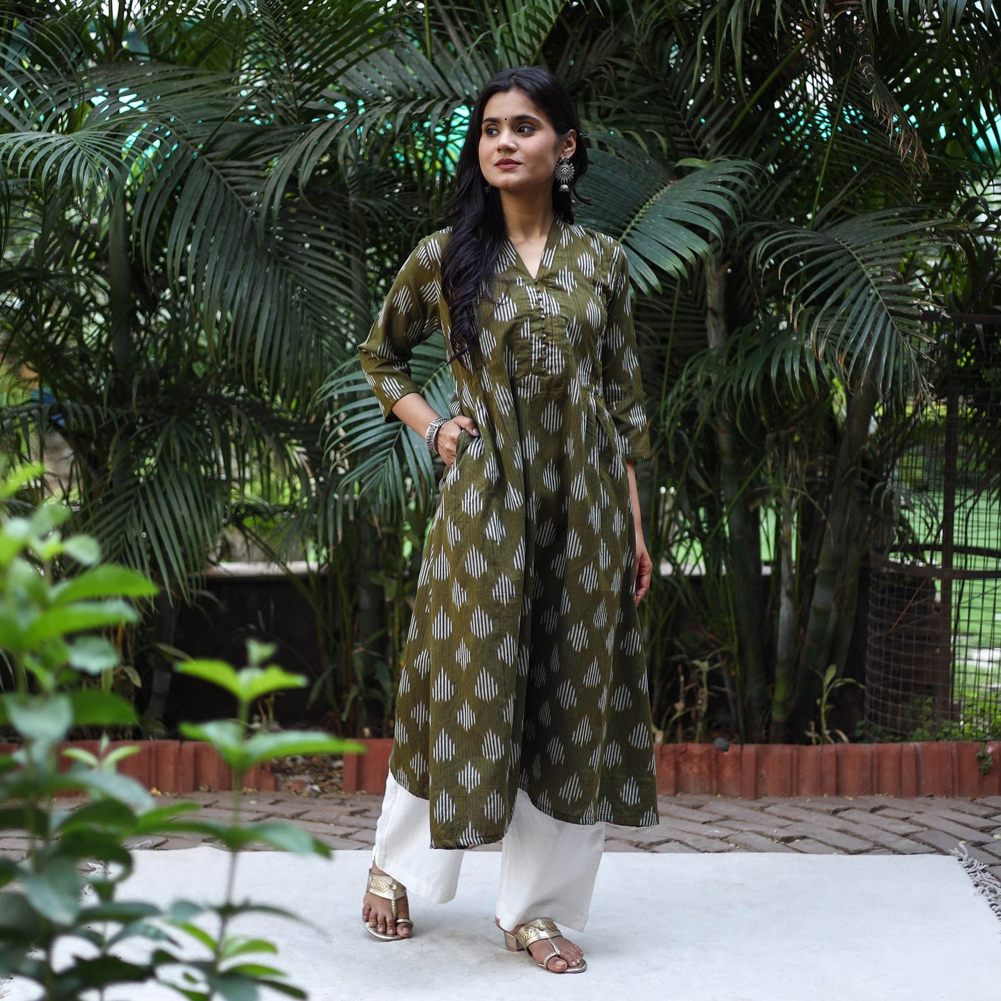 Green Cotton A-Line Pochampally Ikat Kurta for women