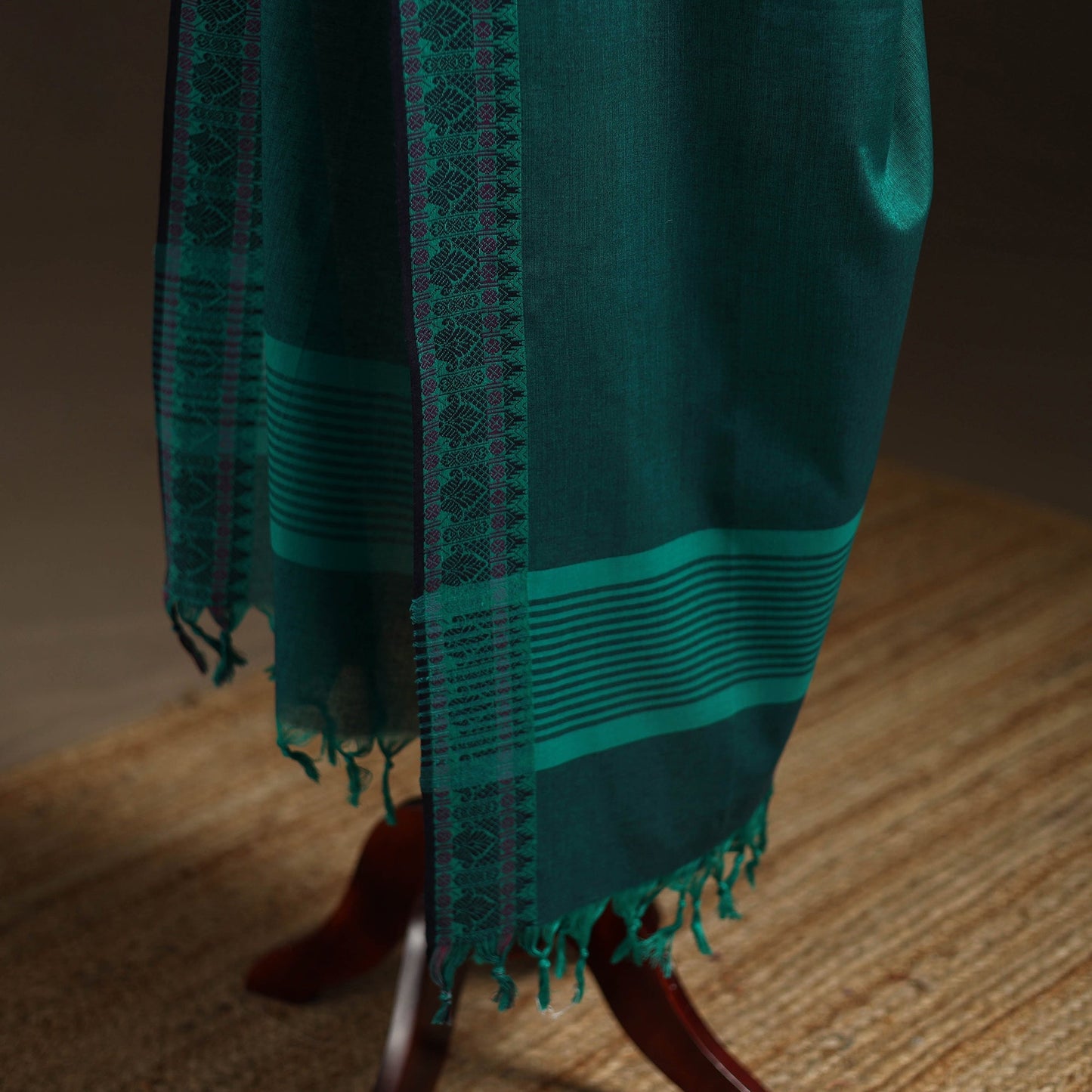Cotton plain dupatta with thread border 05 - handcrafted