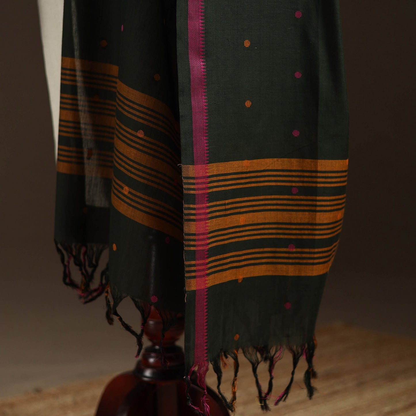 Cotton plain dupatta with thread border 44 - handcrafted