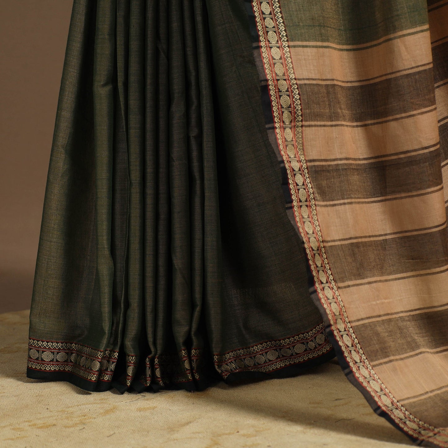 Green - cotton plain saree with thread border 34