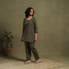Green Cotton Pochampally Ikat Night Suit Set