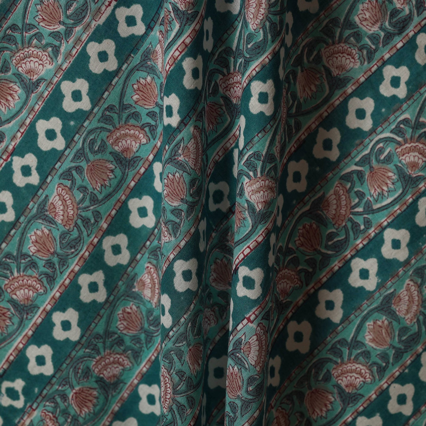 Green - cotton sanganeri fabric 25 - handcrafted
