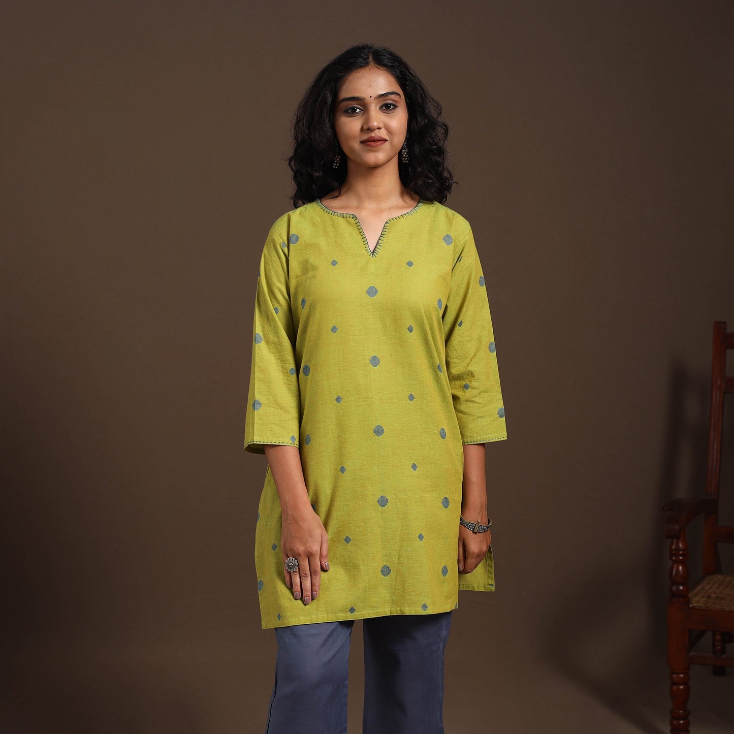 Green - cotton short jacquard kurta with hand embroidery 03
