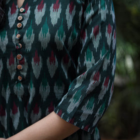 Green Cotton Straight Pochampally Ikat Kurta for women