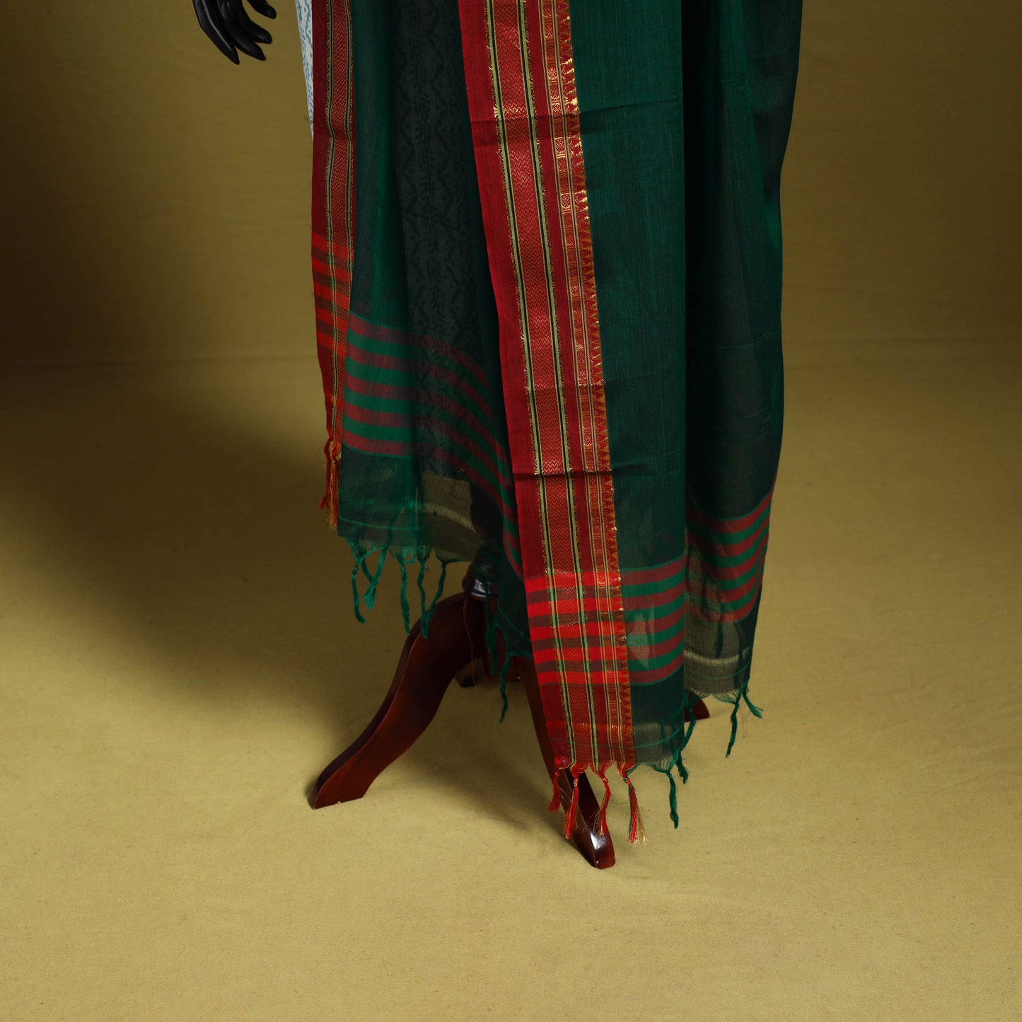 Green - dharwad cotton dupatta with zari border 11