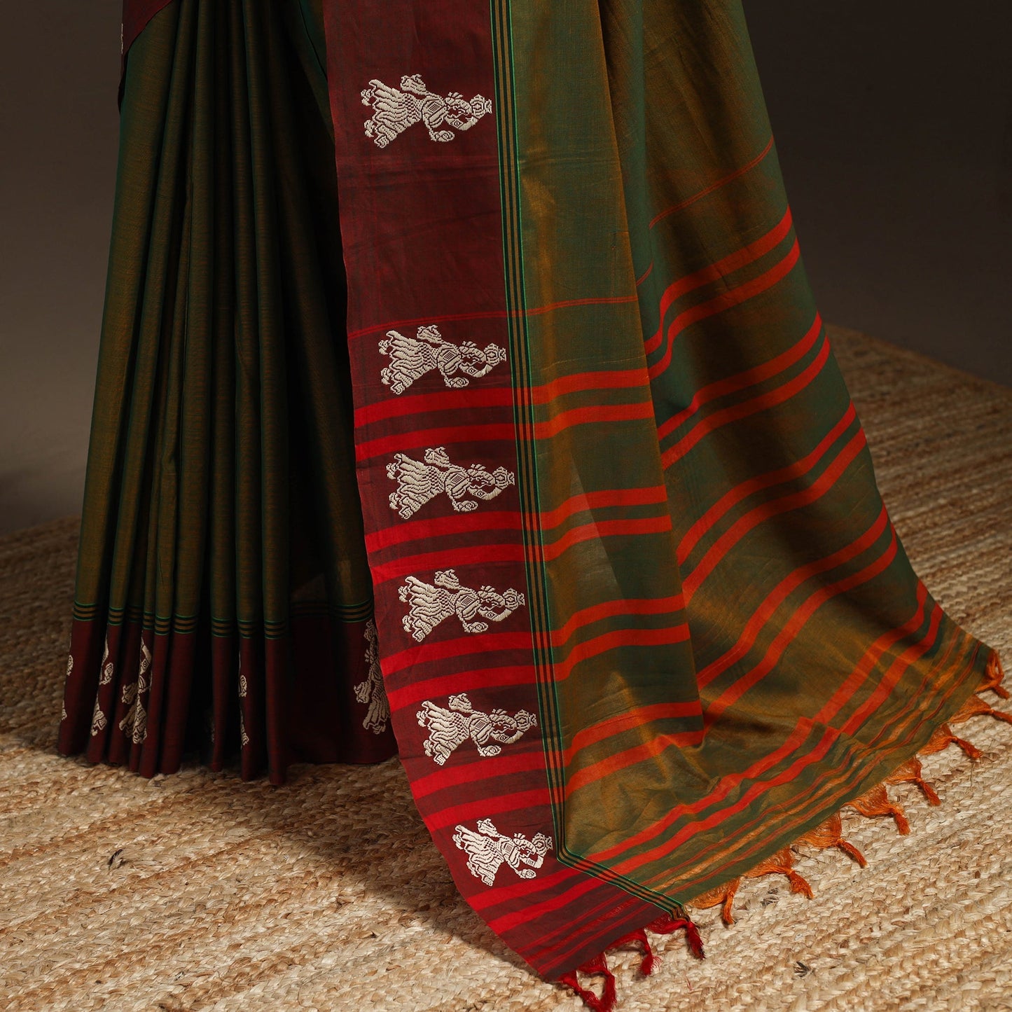 Dharwad cotton saree with border 37 - handcrafted