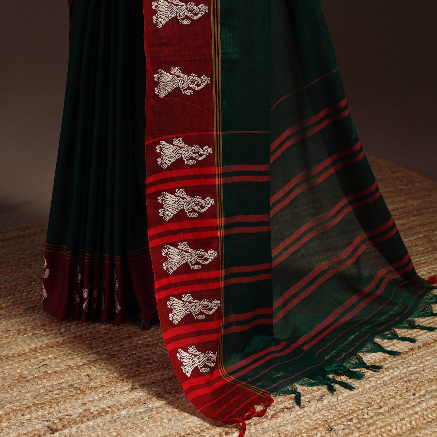 Dharwad cotton saree with border 38 - handcrafted