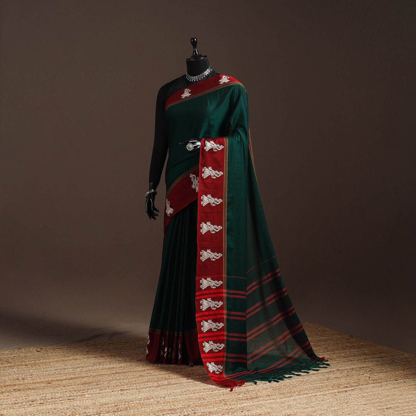 Dharwad cotton saree with border 38 - handcrafted