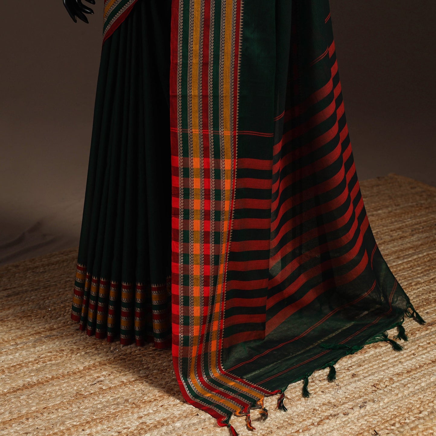 Dharwad cotton saree with border 46 - handcrafted