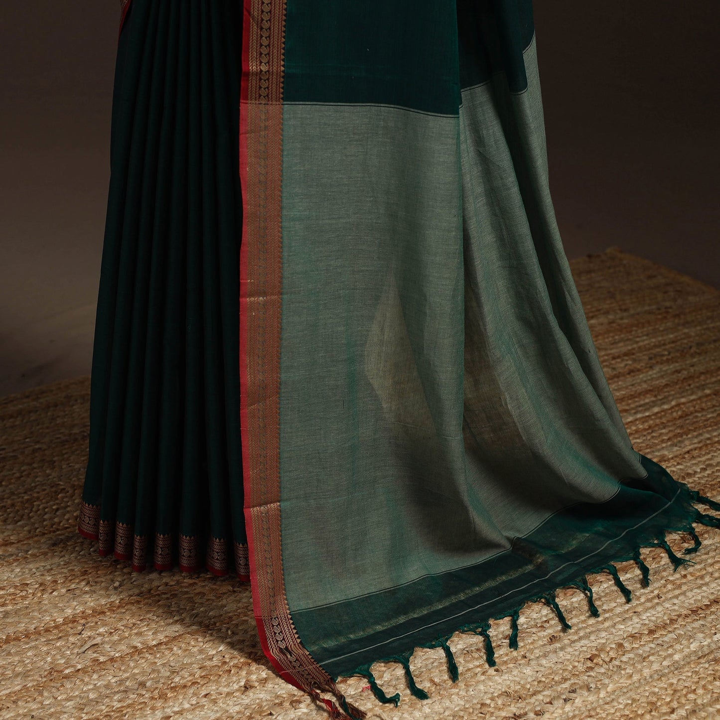 Dharwad cotton saree with border 47 - handcrafted