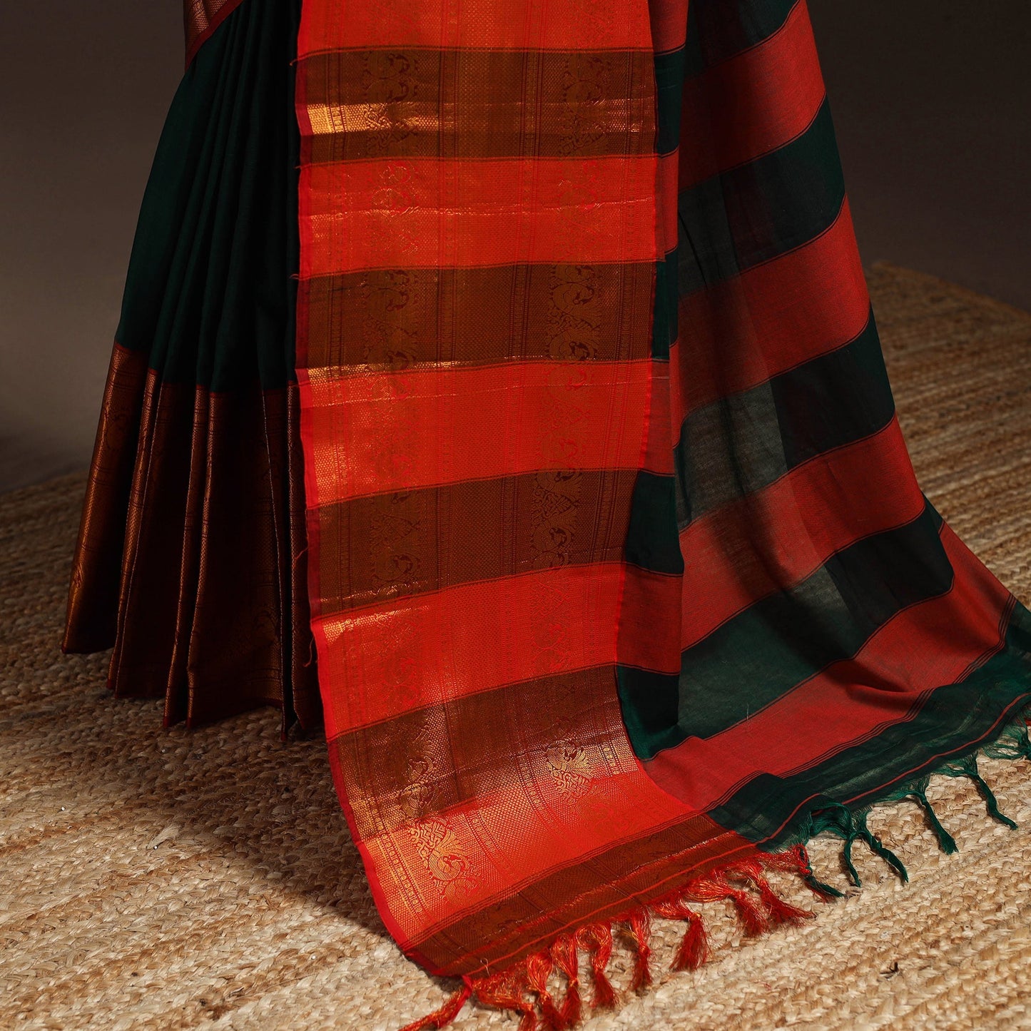 Dharwad cotton saree with border 49 - handcrafted