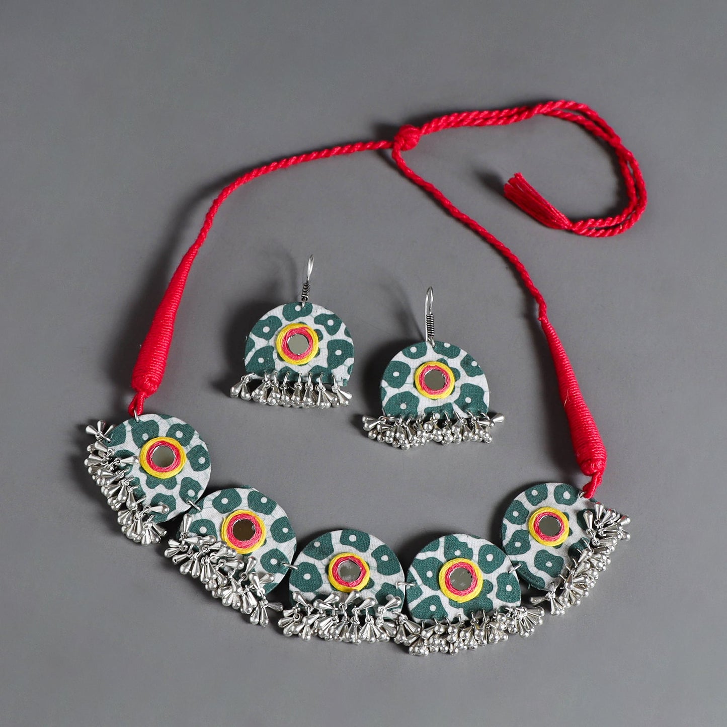 Green - fabart german silver mirror work choker necklace