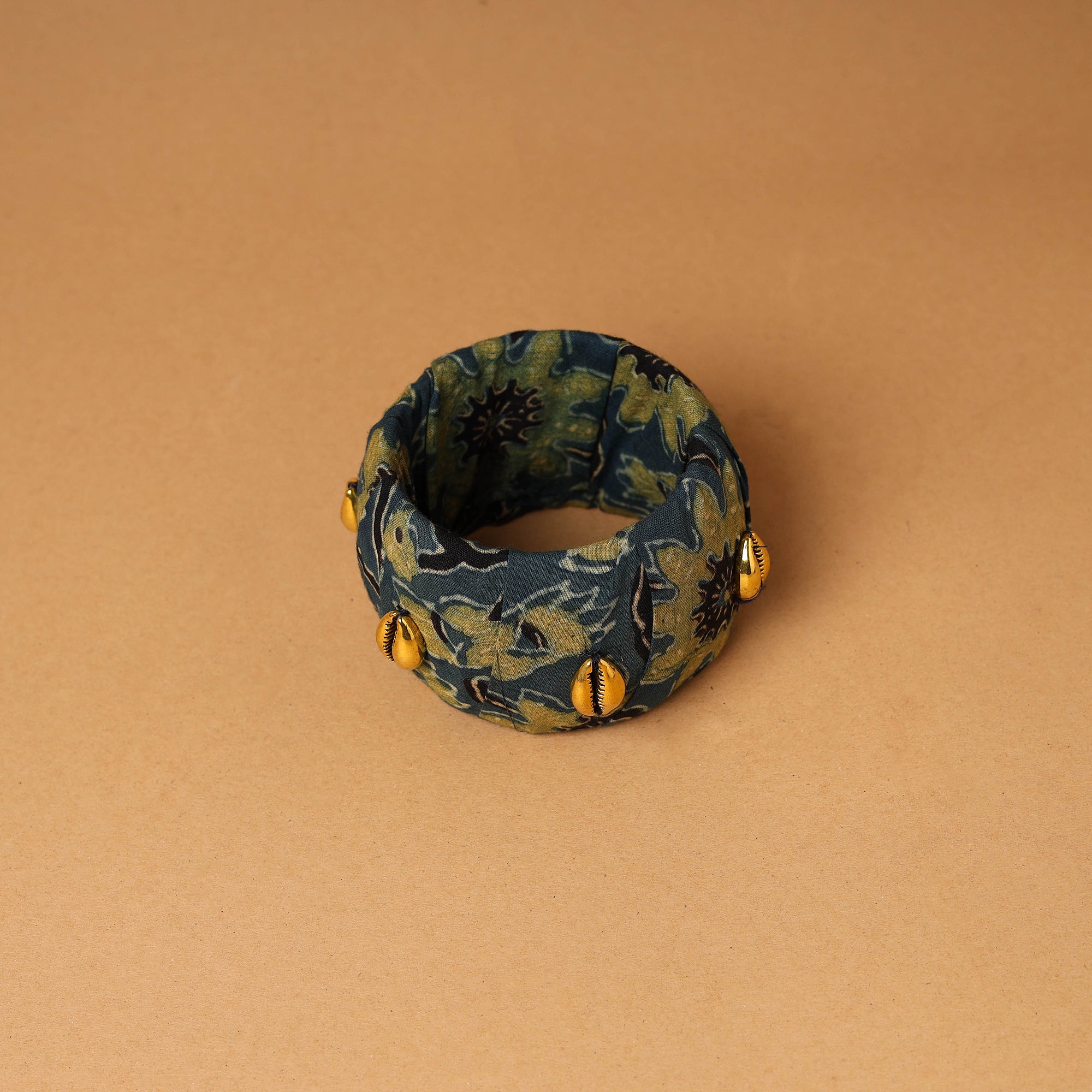 Fabart Shell Work Handmade Bangle 14