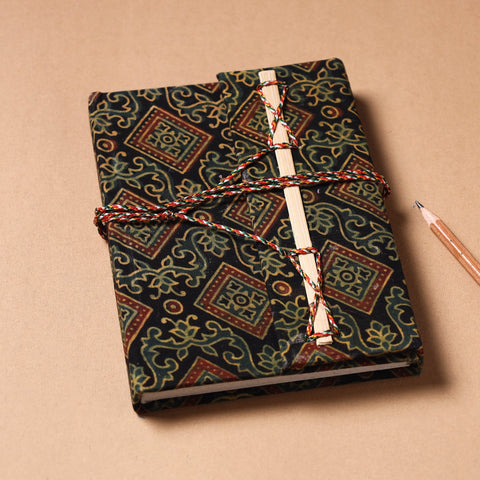  Fabric Cover Handmade Paper Notebook with Thread Lock 