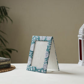 Green - fabric embellished handmade photo frame (8 x 6 in)