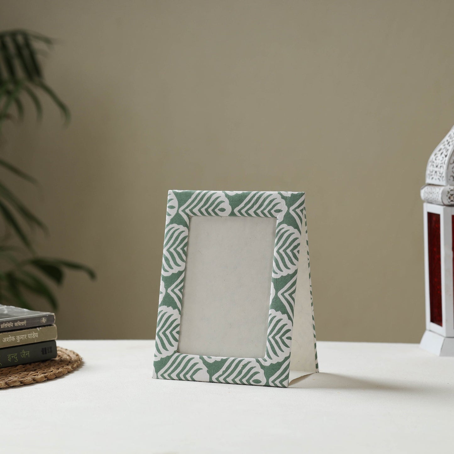 Green - fabric embellished handmade photo frame (8 x 6 in)