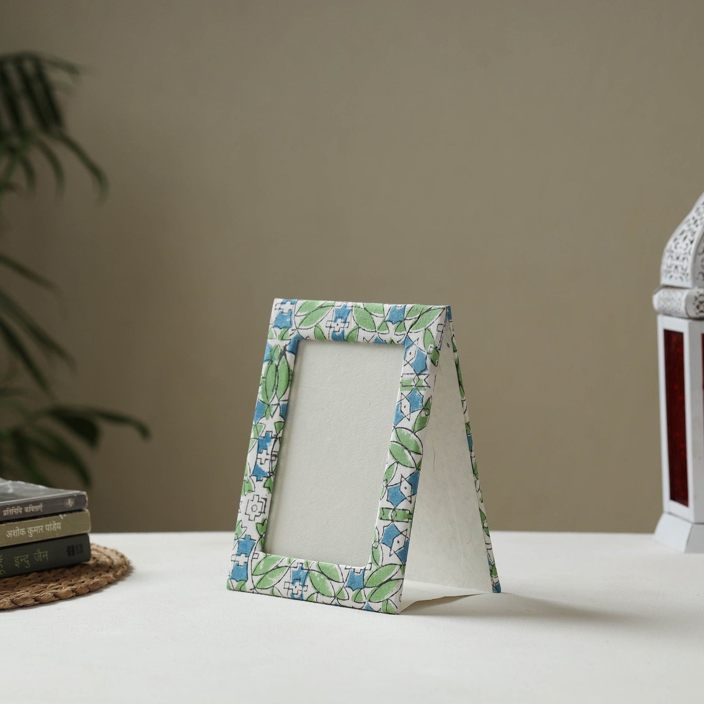 Green - fabric embellished handmade photo frame (8 x 6 in)