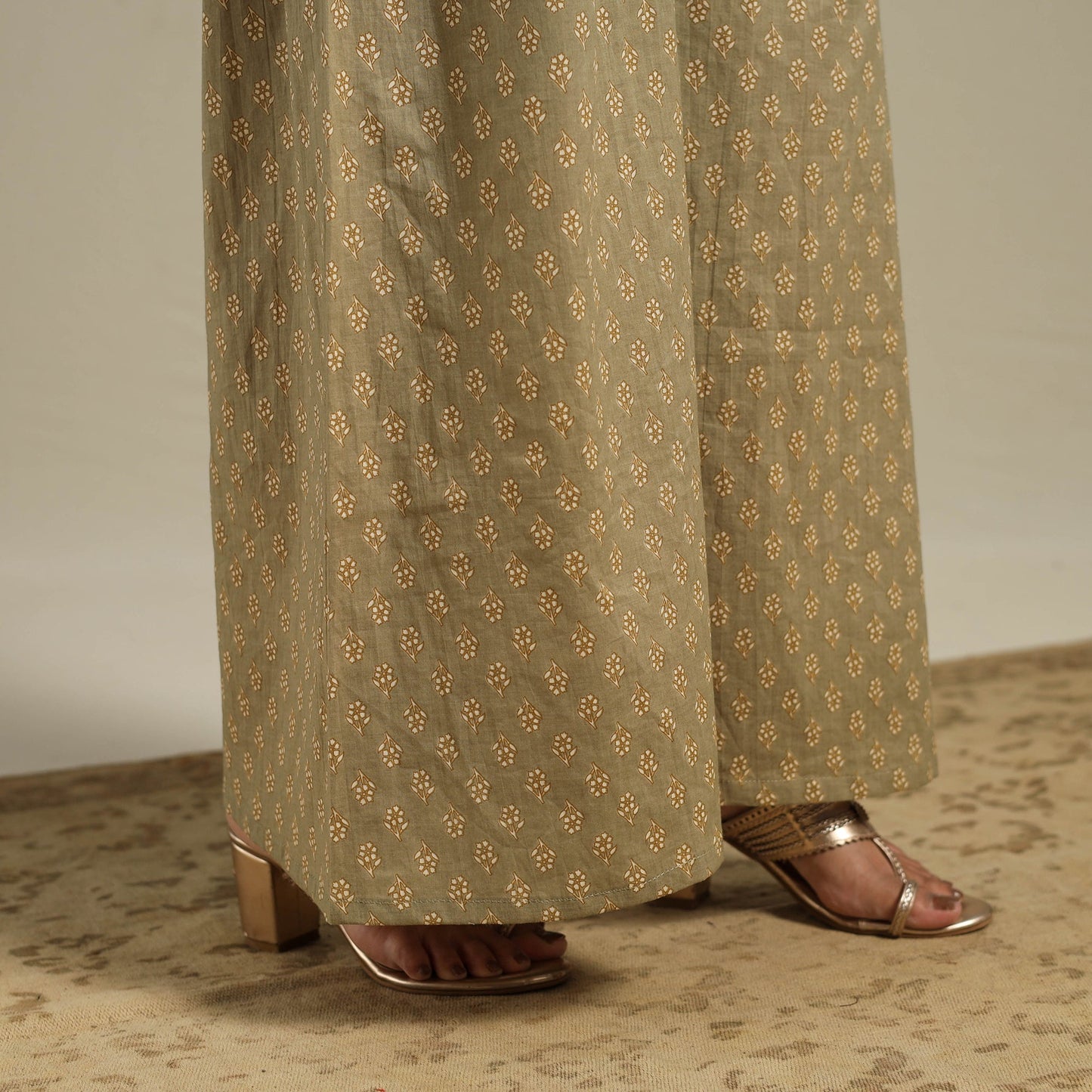 Green Flared Cotton Jaipur Print Kurta Set (Set of 2)