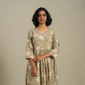 Green Flared Cotton Jaipur Print Kurta Set (Set of 2)