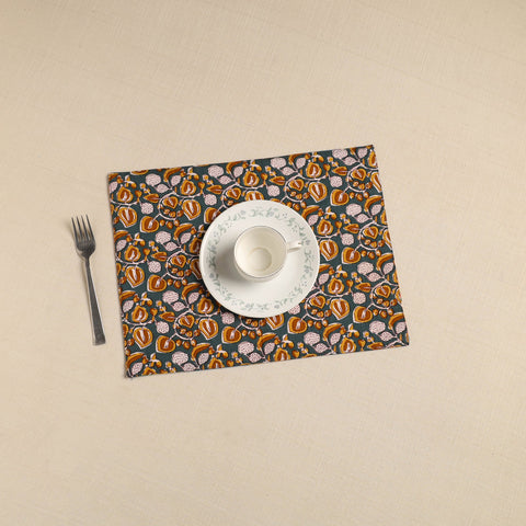  Green Floral Print Cotton Reversible Table Mat 