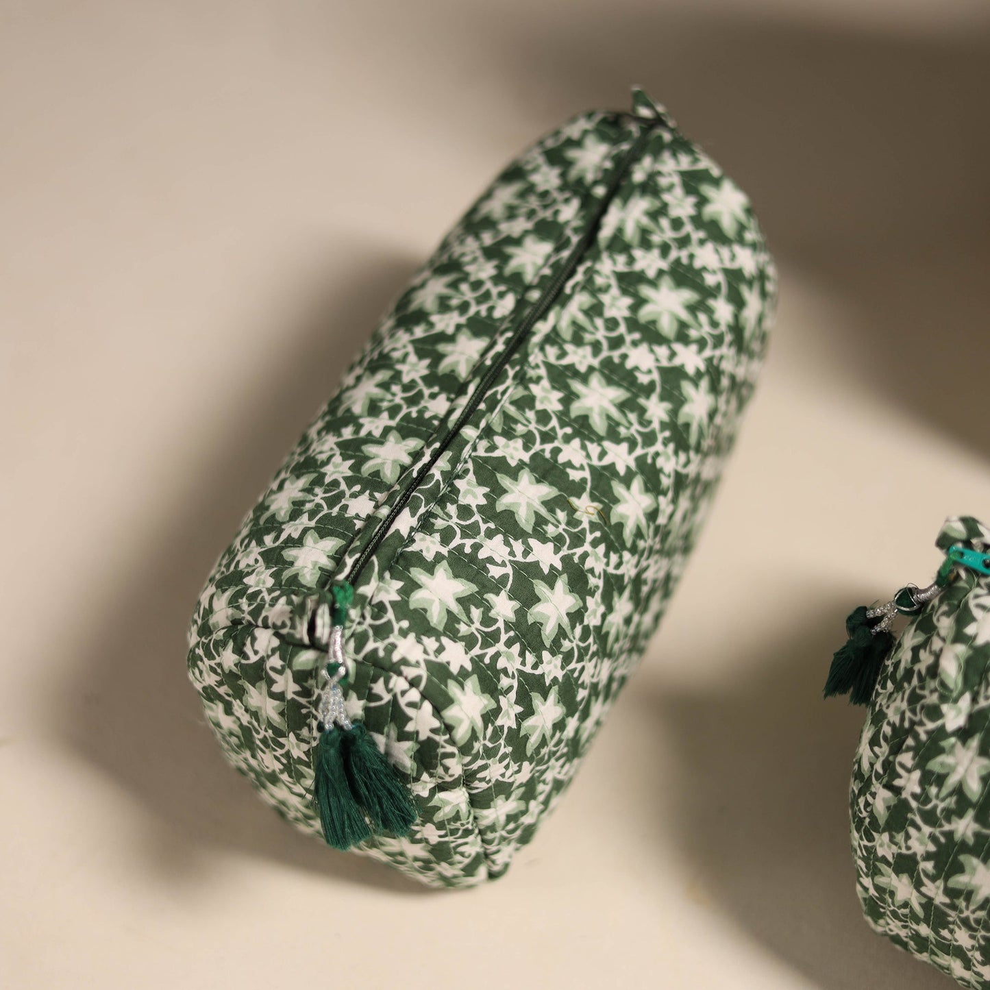 Green - floral hand quilted toiletry bags (set of 3) 13