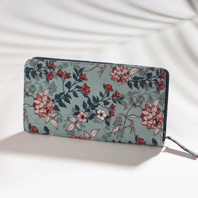 Green Floral Printed Handcrafted Wallet