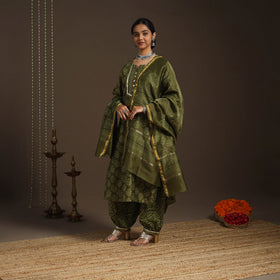 Green - gota work chanderi silk bagru kurta set (set of 3)