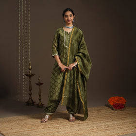 Green - gota work chanderi silk bagru kurta set (set of 3)