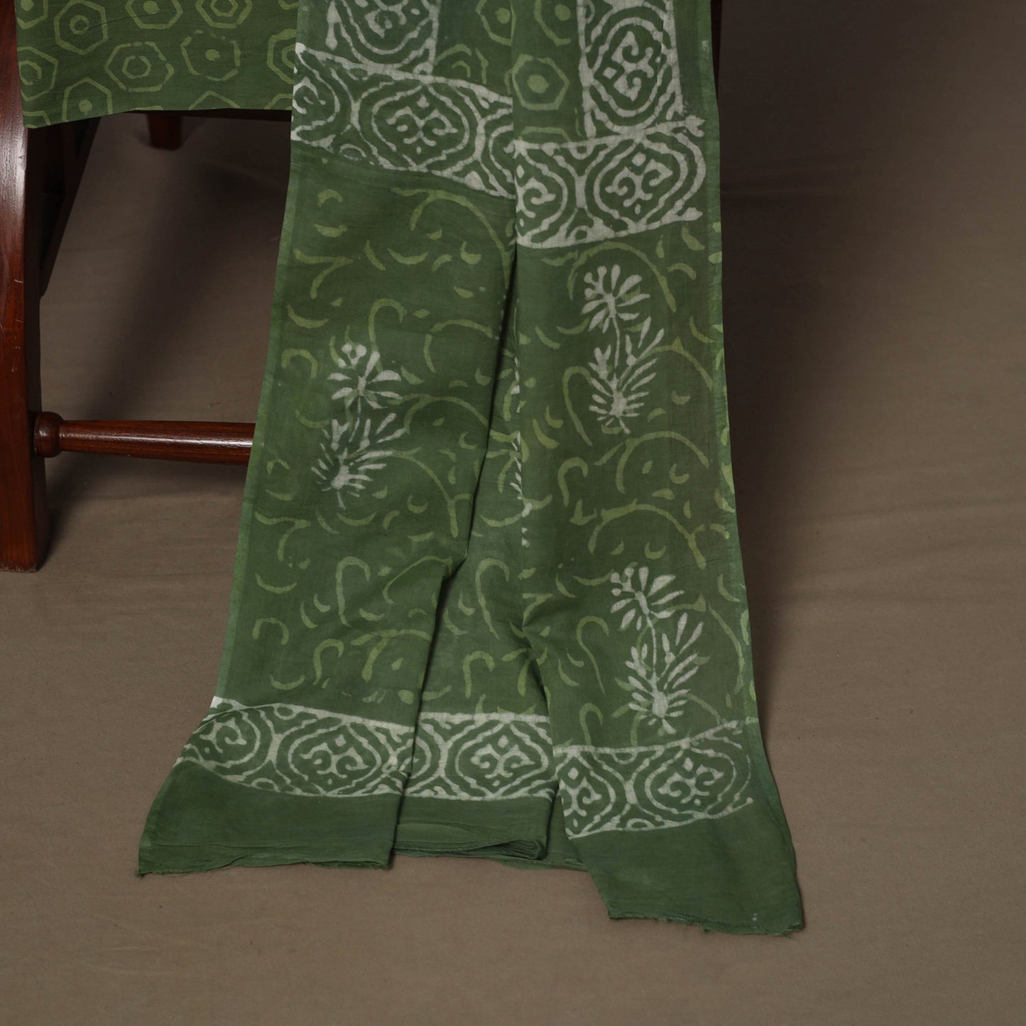 Hand batik cotton 3pc unstitched dress material 48