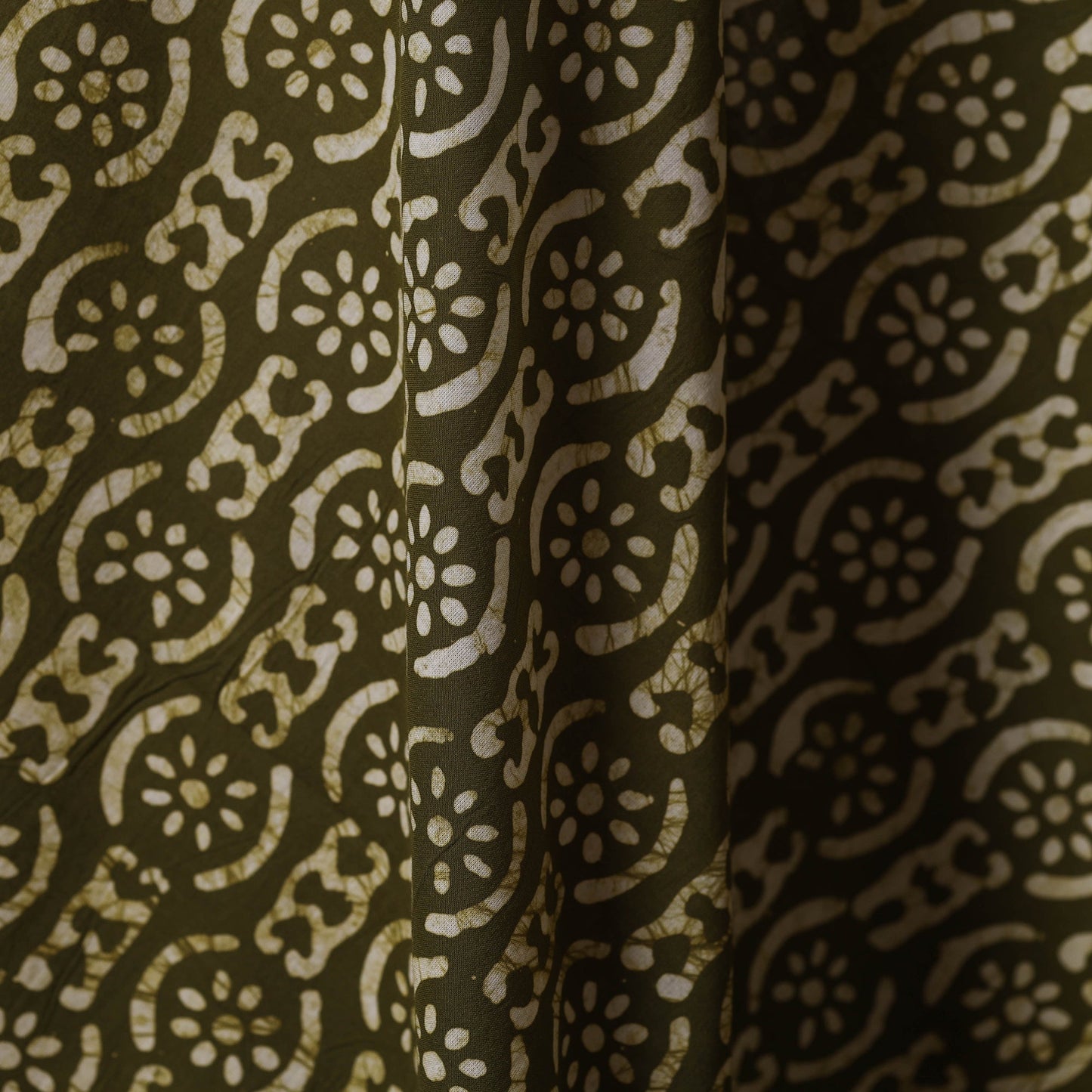Green - hand batik cotton fabric 05 - handcrafted