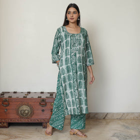 Buy Hand Batik Printed Cotton Kurta with Palazzo & Dupatta Set 08 Online at iTokri.com