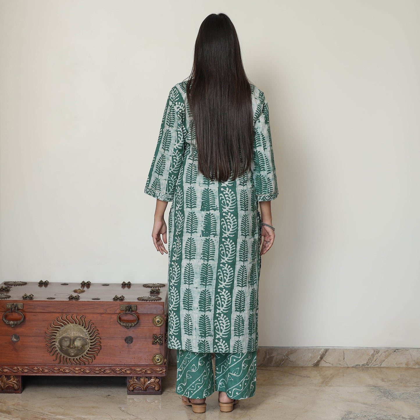 Buy Hand Batik Printed Cotton Kurta with Palazzo & Dupatta Set 08 Online at iTokri.com