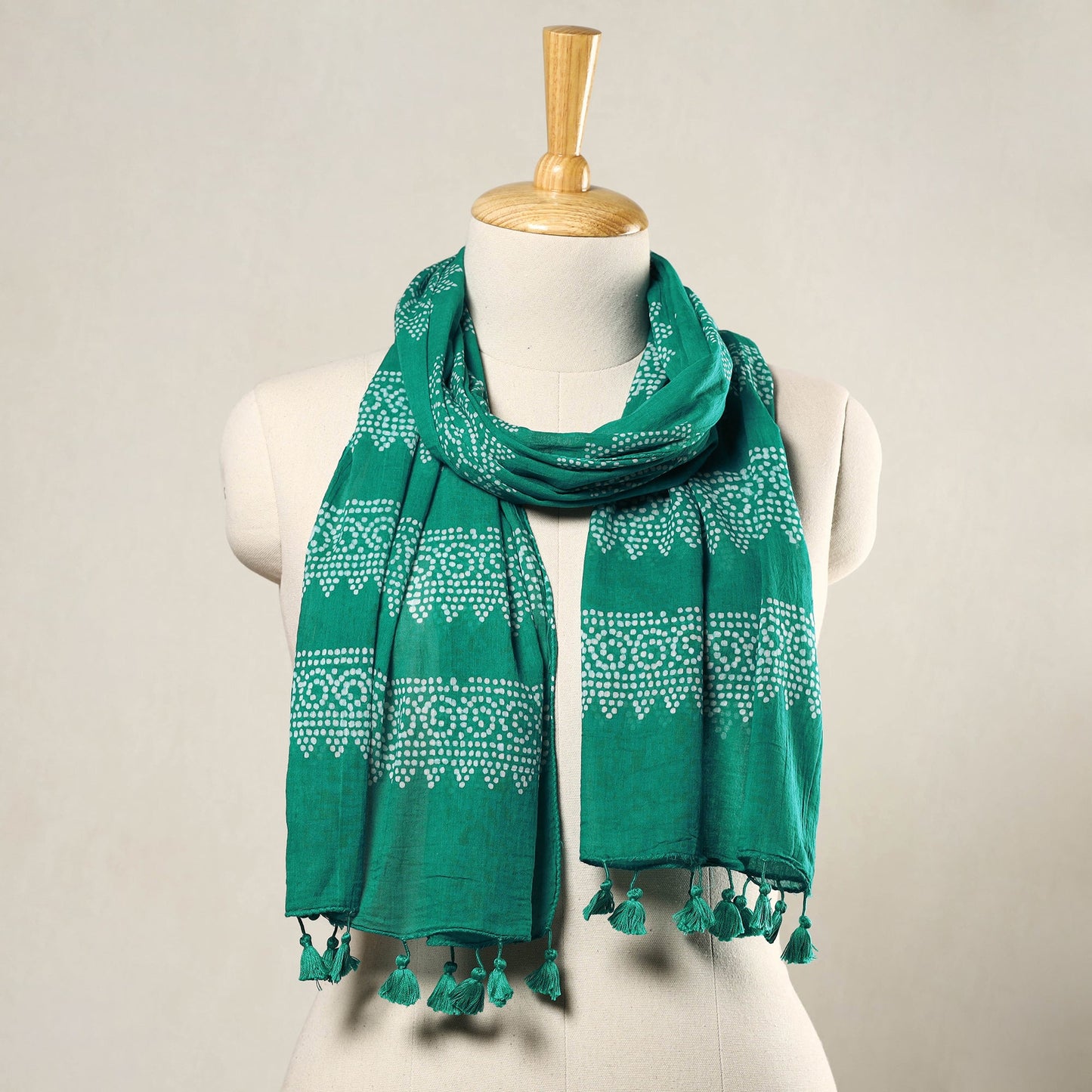 Buy Hand Batik Printed Mul Cotton Stole with Tassels 27 Online at iTokri.com
