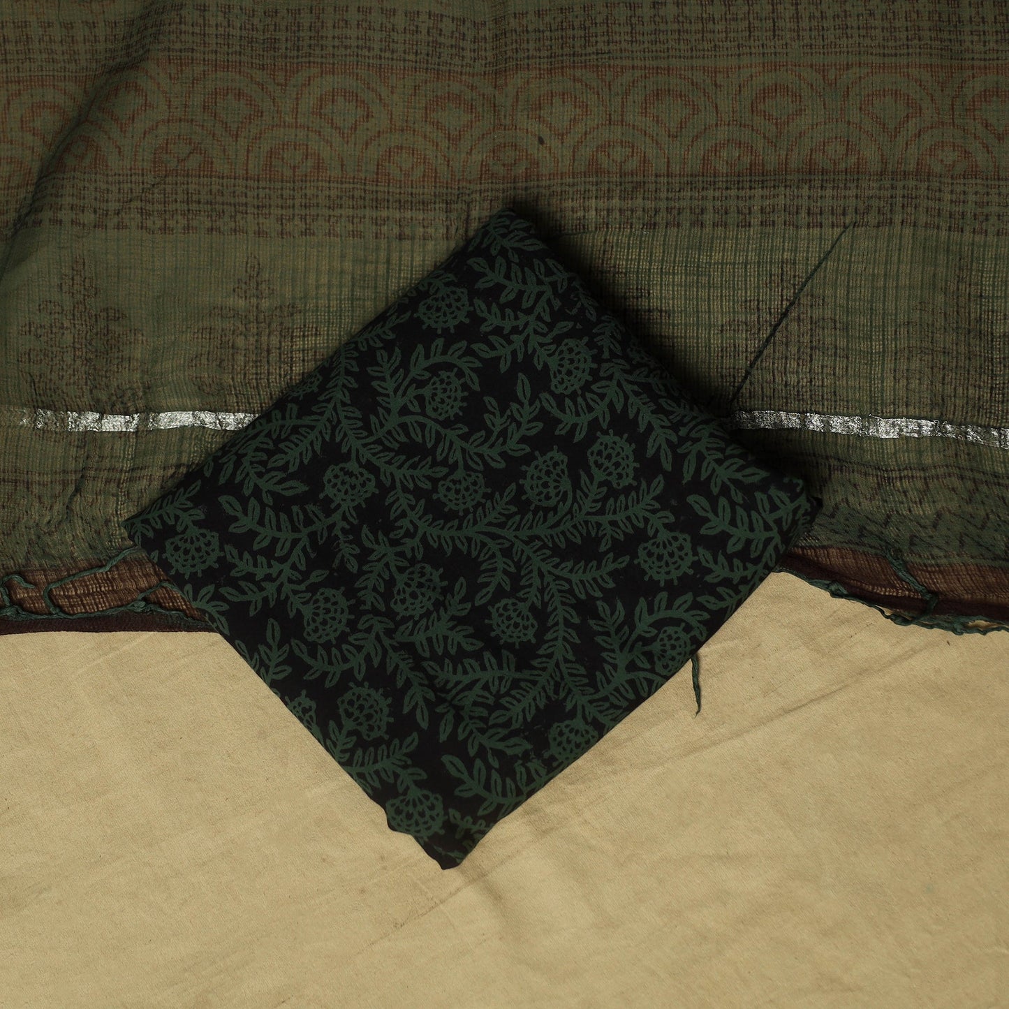 Hand block bagh print cotton 3pc unstitched dress material