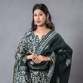 Green - Hand Batik Printing Chanderi Silk Kurta Suit Sets