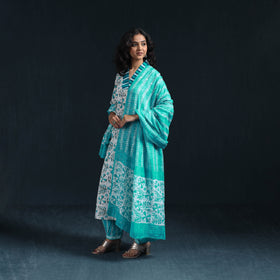 Hand batik cotton suit set with dupatta for women 08