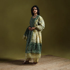 Hand block batik print cotton suit set with dupatta