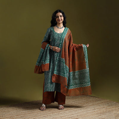 Hand block batik print cotton suit set with dupatta