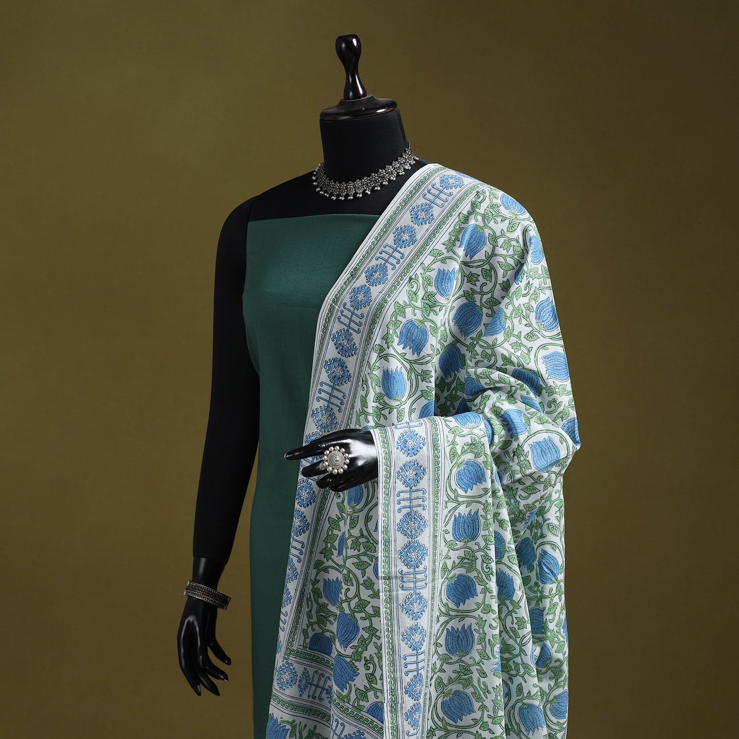 Hand cotton sanganeri floral dupatta 02 - handcrafted