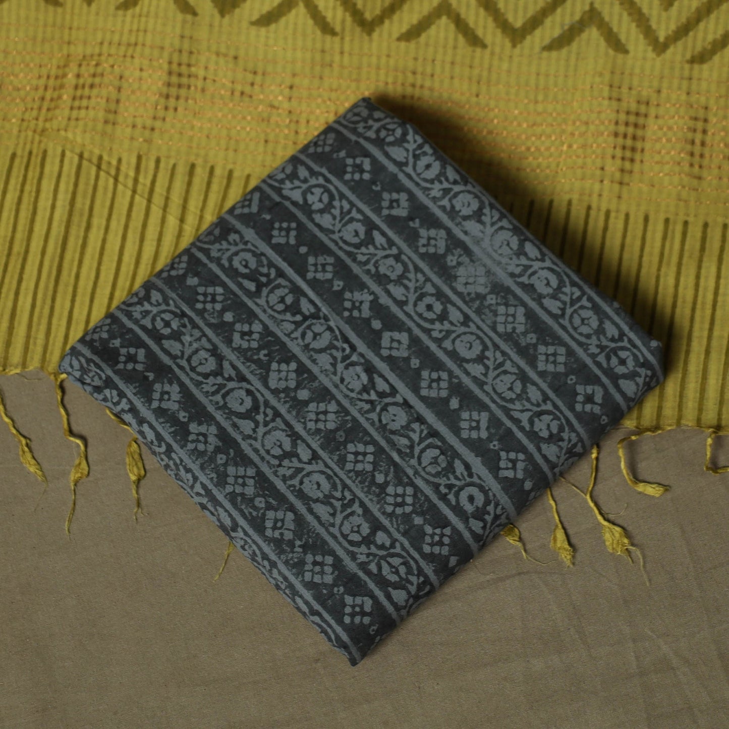 Hand block print mangalagiri cotton 3pc unstitched dress