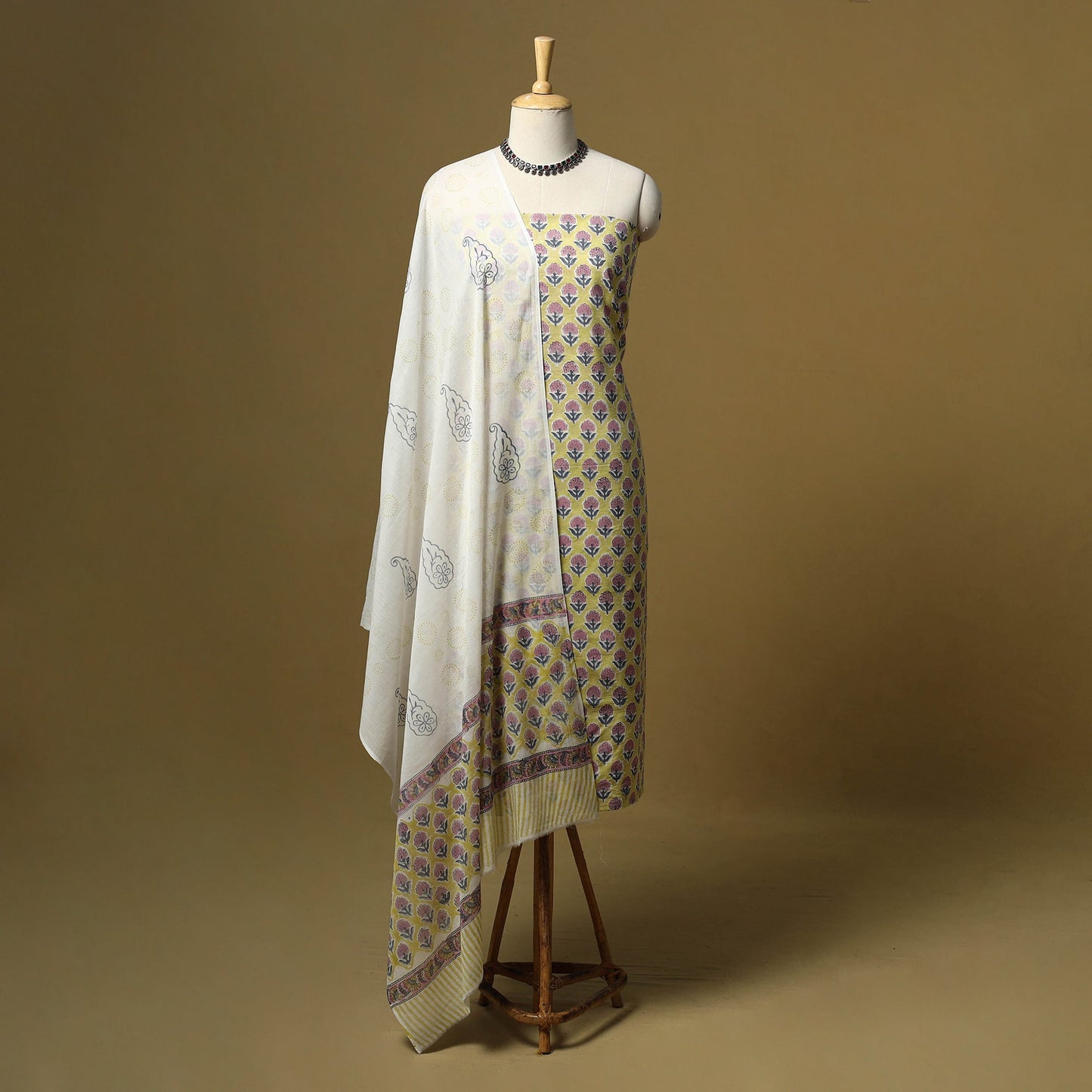 Hand sanganeri cotton 3pc unstitched dress material 08